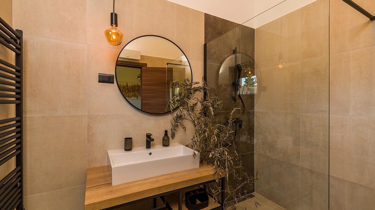 Photo of Bathroom in Prhati