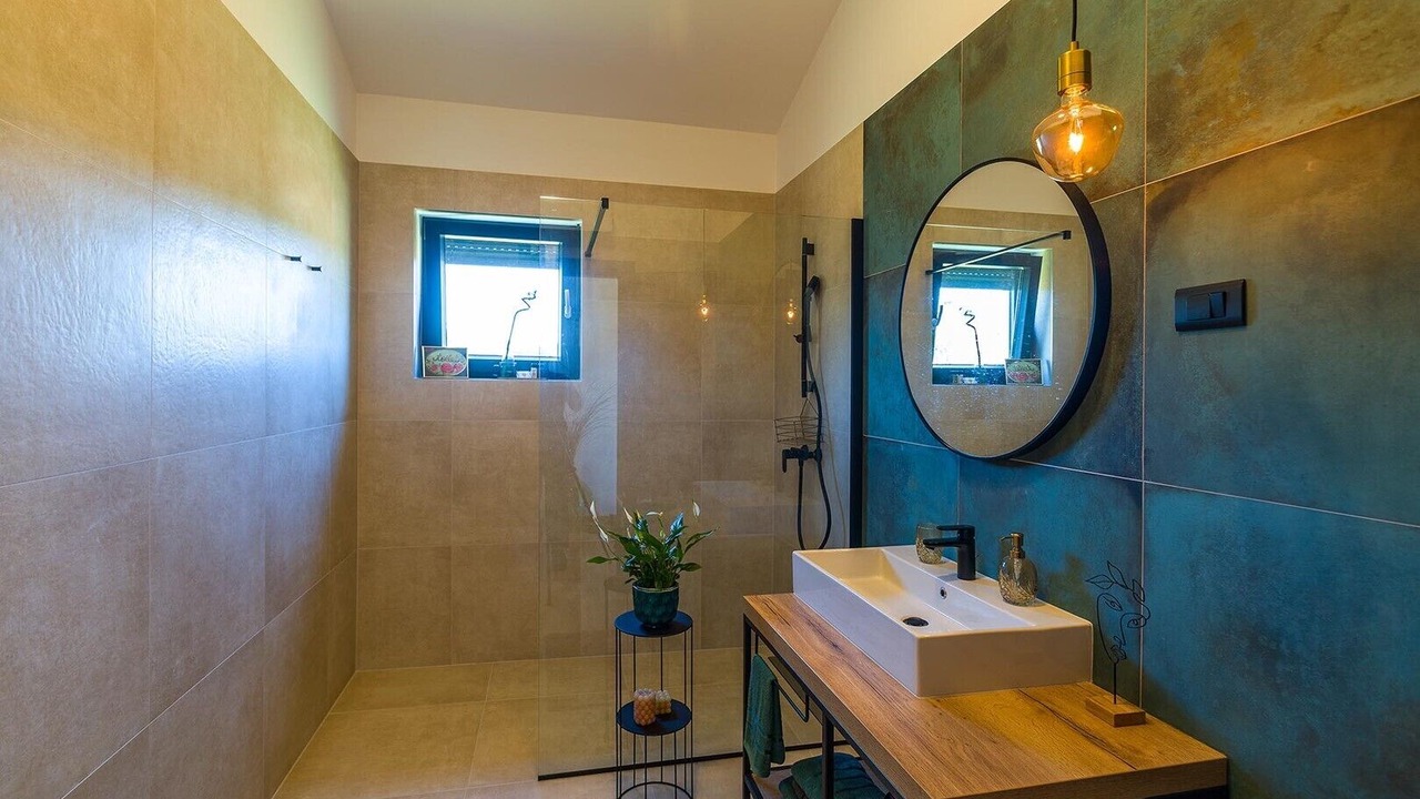 Photo of Bathroom in Prhati