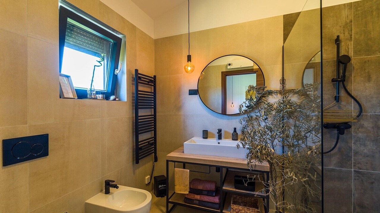 Photo of Bathroom in Prhati