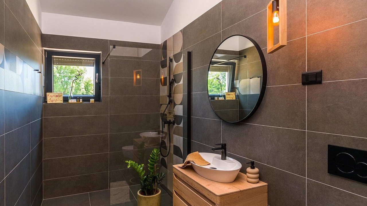 Photo of Bathroom in Prhati
