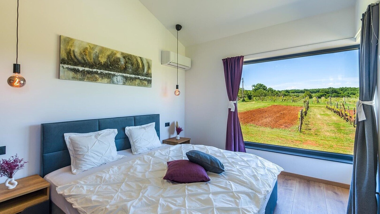 Photo of Bedroom in Prhati