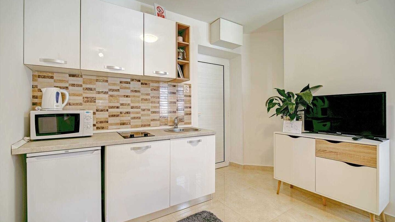 Photo of Kitchen in Pile