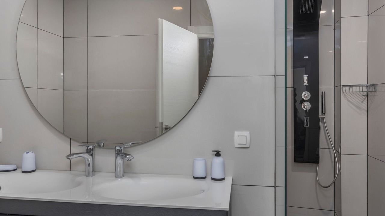 Photo of Bathroom in Obrs