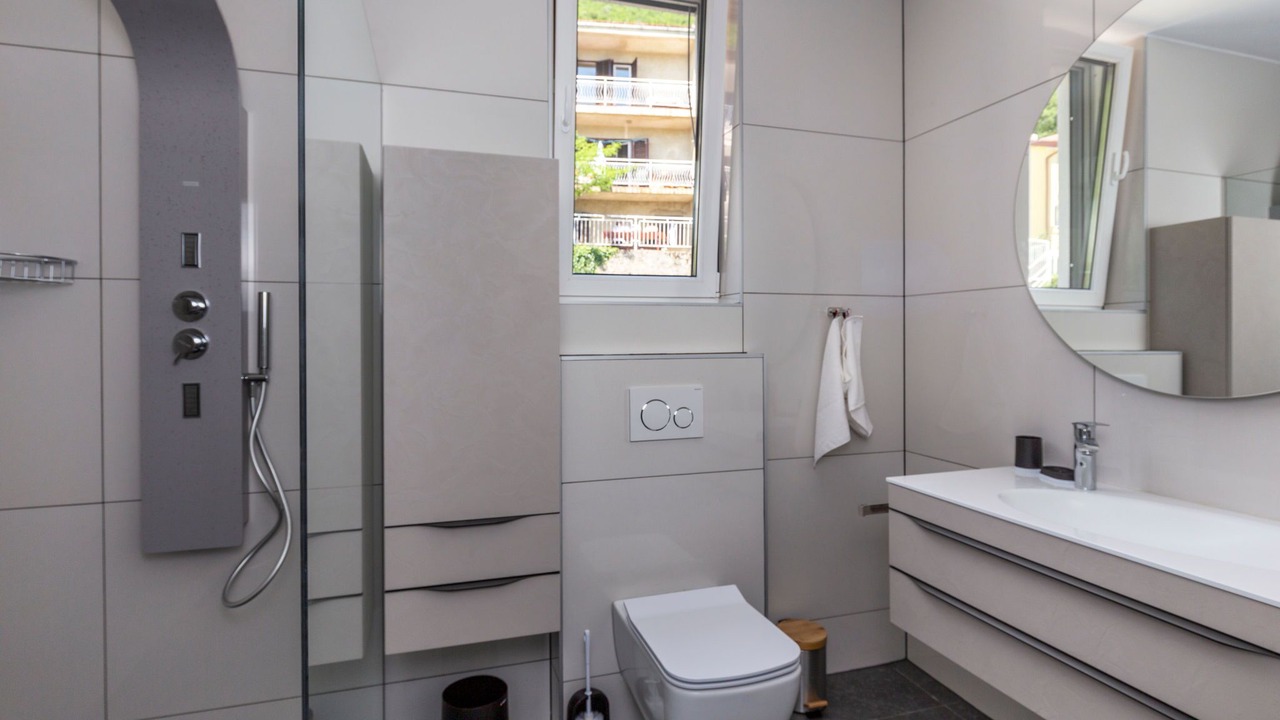 Photo of Bathroom in Obrs