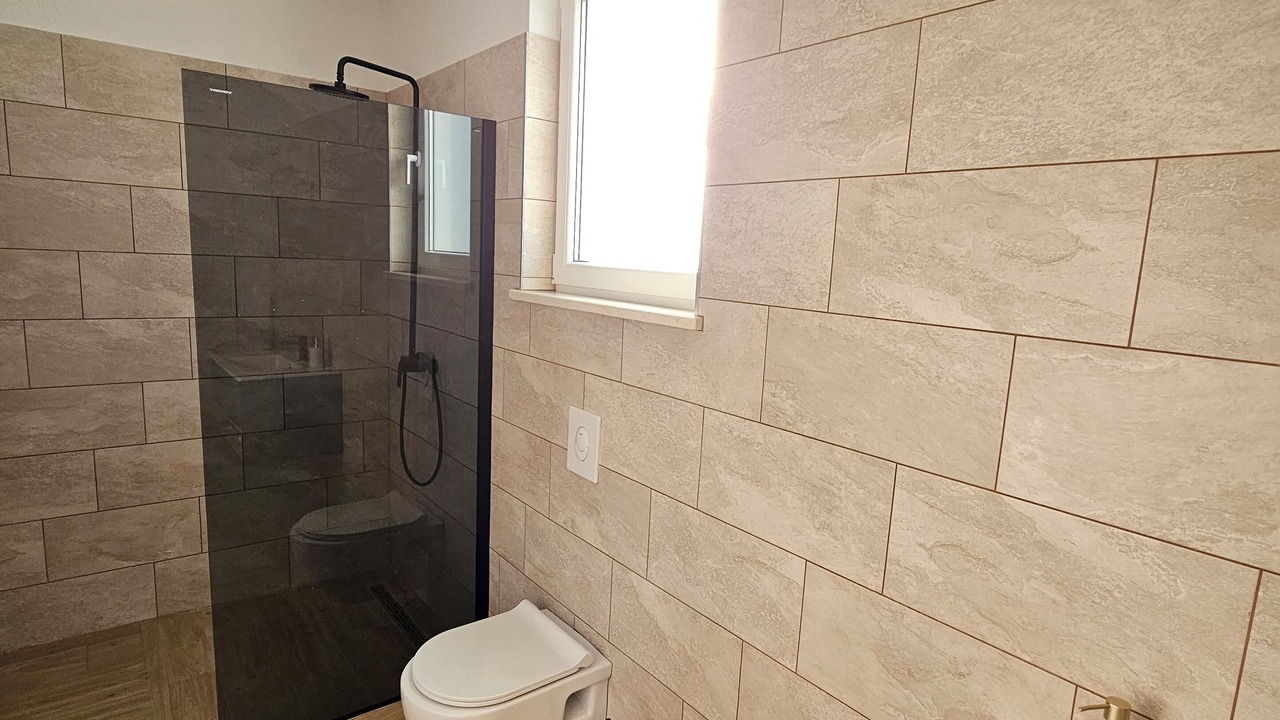 Photo of Bathroom in Blace