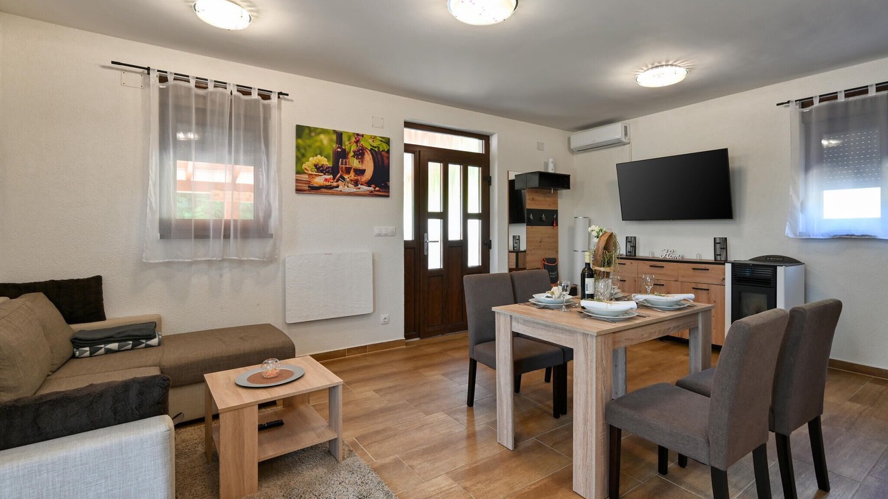 Photo of Bedroom in Selnica