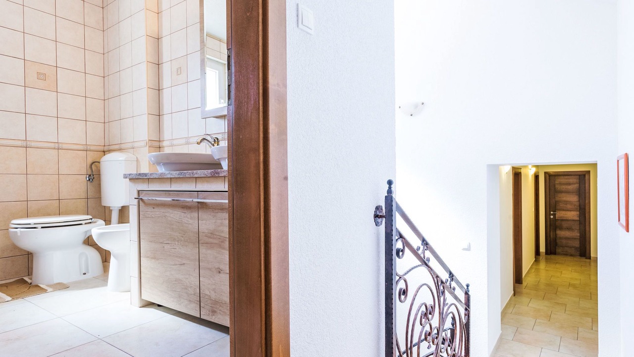 Photo of Bathroom in Prolozac
