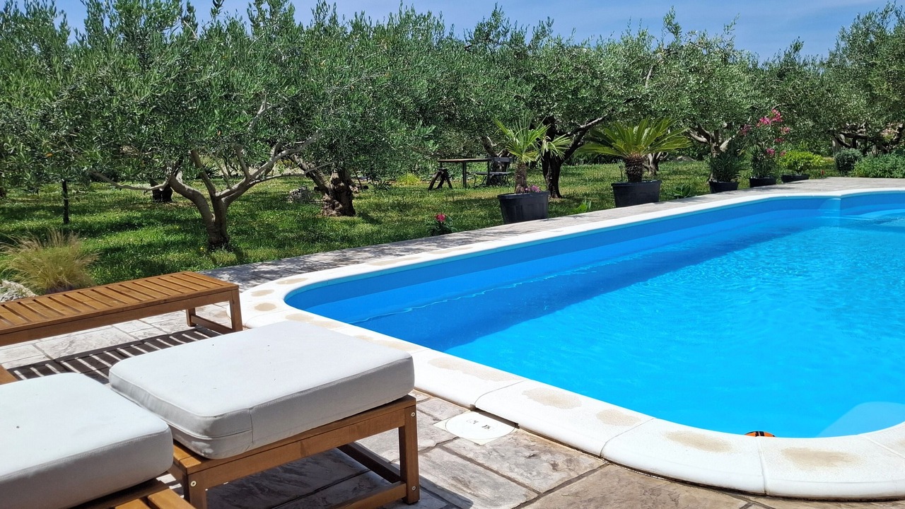 Photo of Outdoor in Mravince