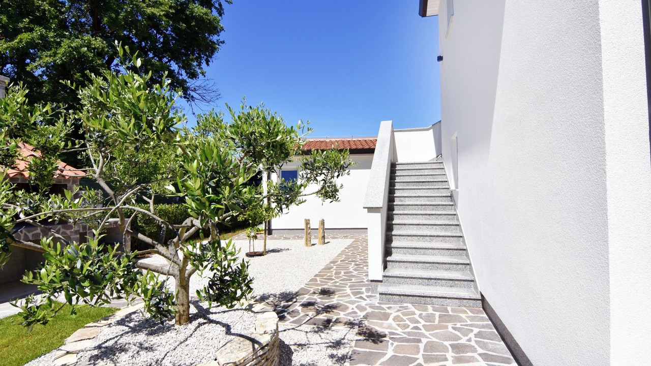 Photo of Outdoor in Seget
