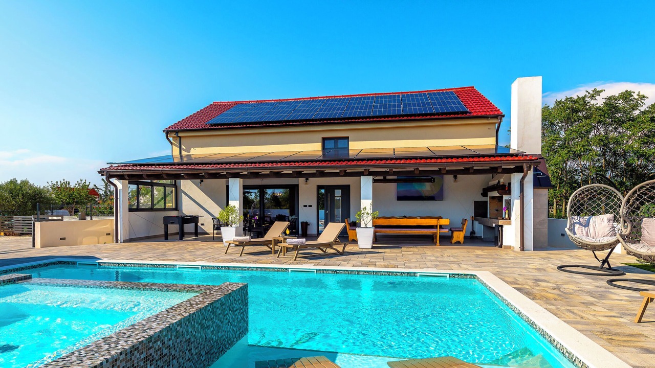 Photo of Outdoor in Oklaj