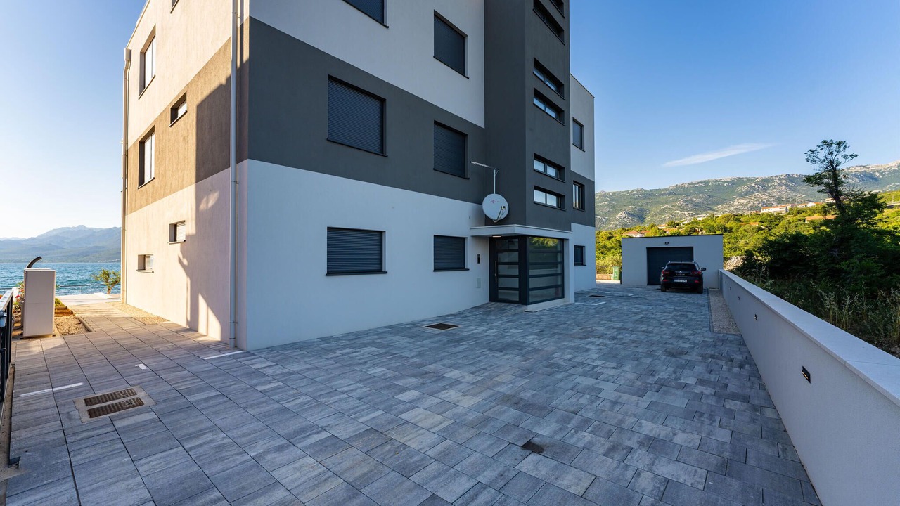 Photo of Others in Rovanjska