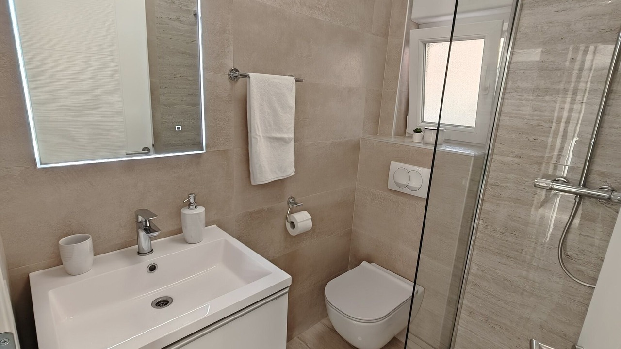 Photo of Bathroom in Dicmo