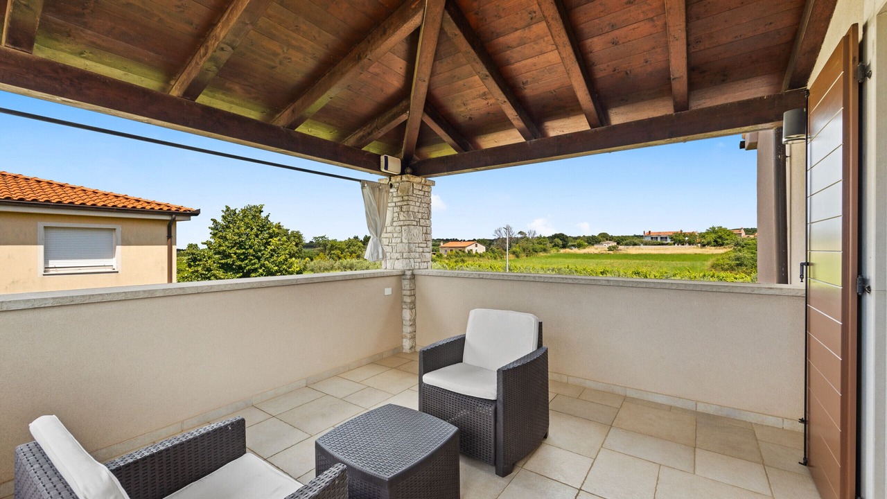 Photo of Patio Balcony in Galizana