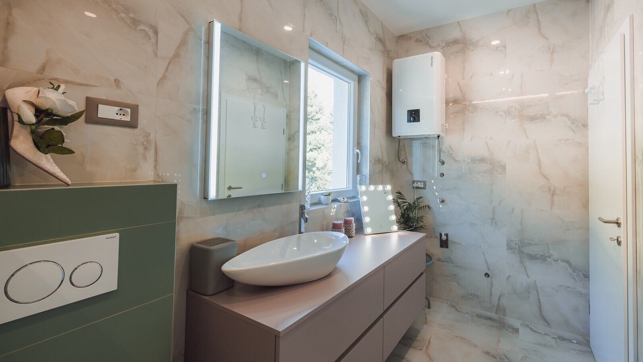 Photo of Bathroom in Moca
