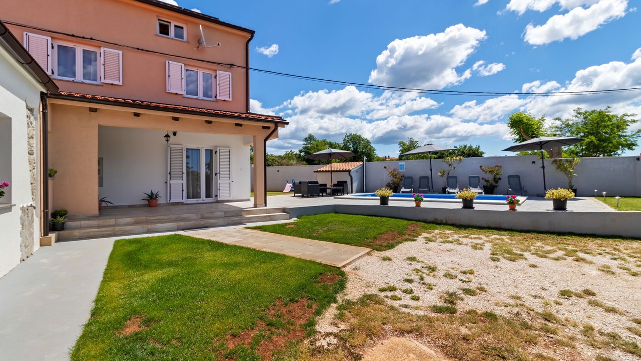 Photo of Outdoor in Smoljanci