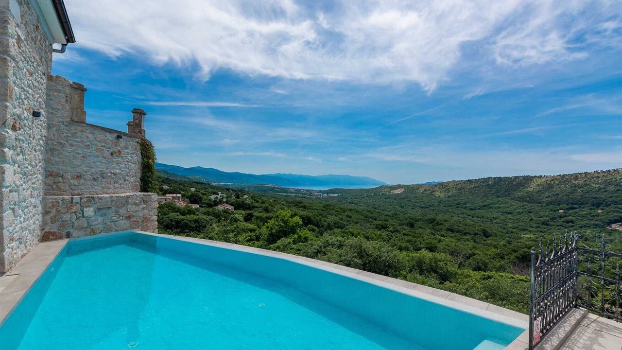 Photo of Outdoor in Bribir