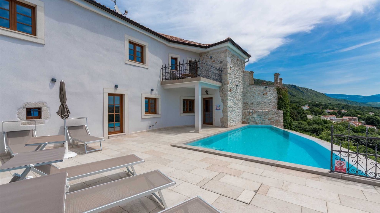 Photo of Outdoor in Bribir