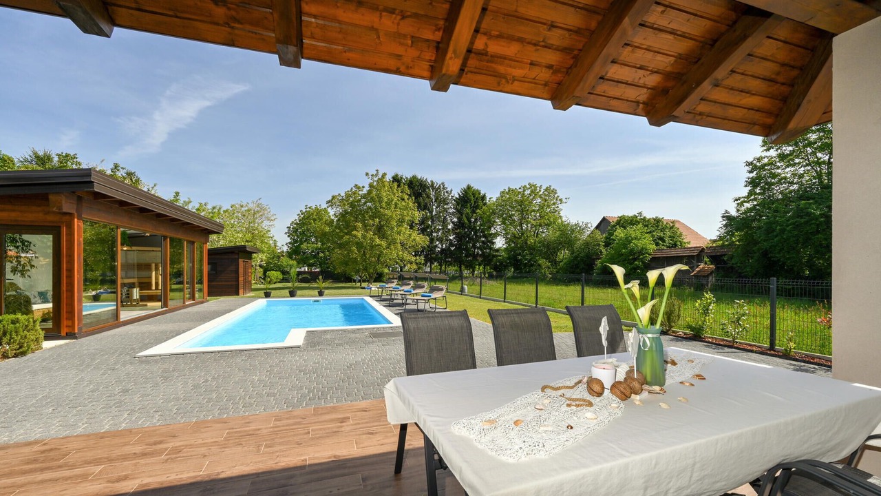 Photo of Outdoor in Puscine