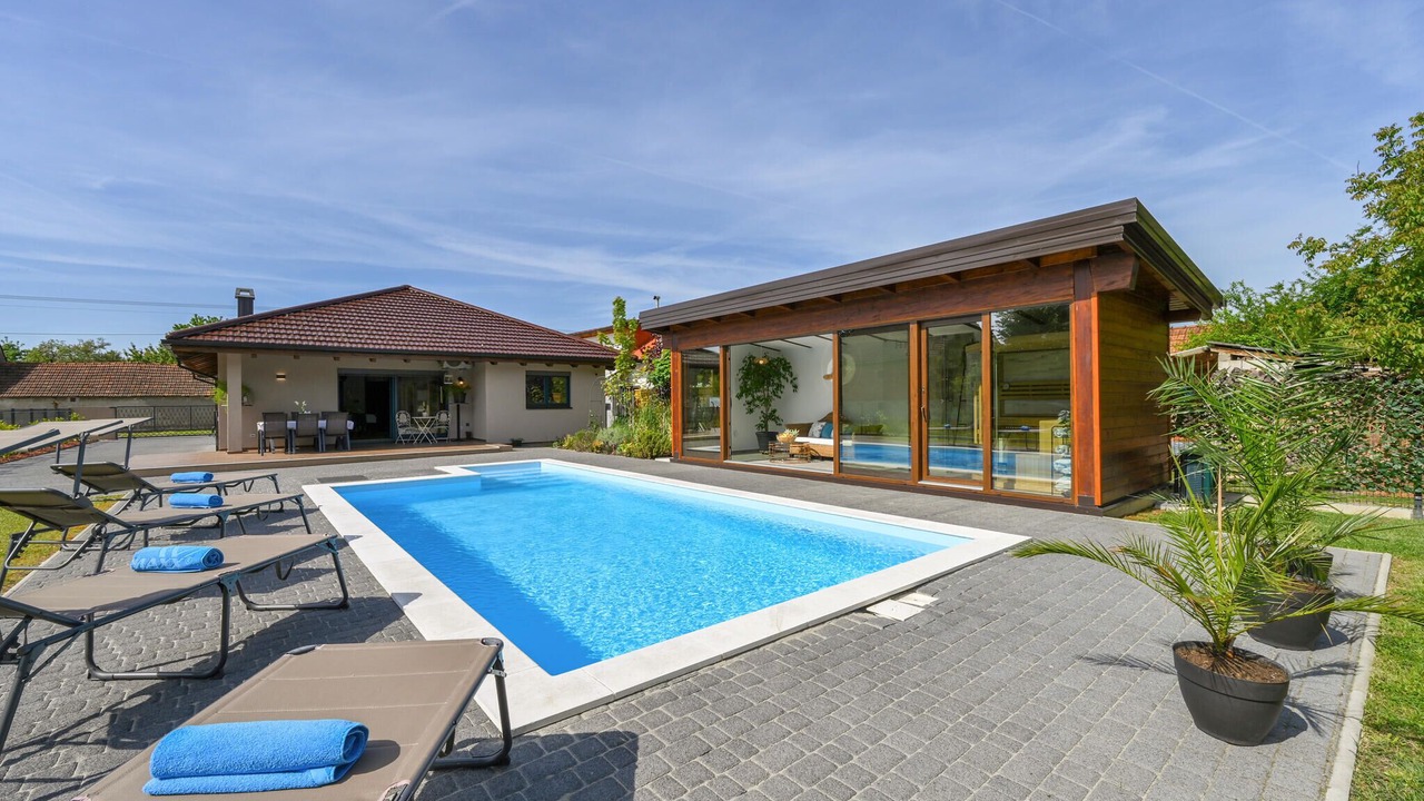 Photo of Outdoor in Puscine
