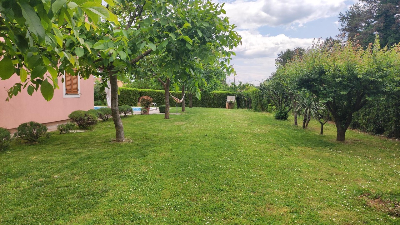 Photo of Outdoor in Laginji