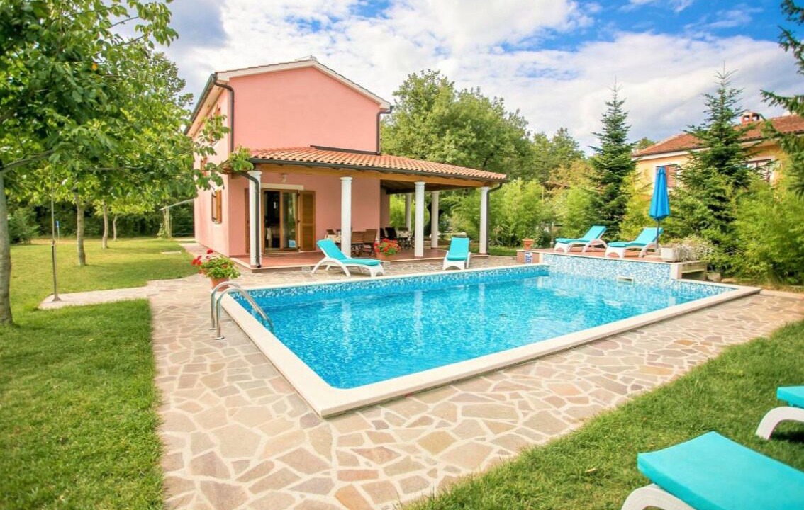 Photo of Outdoor in Laginji