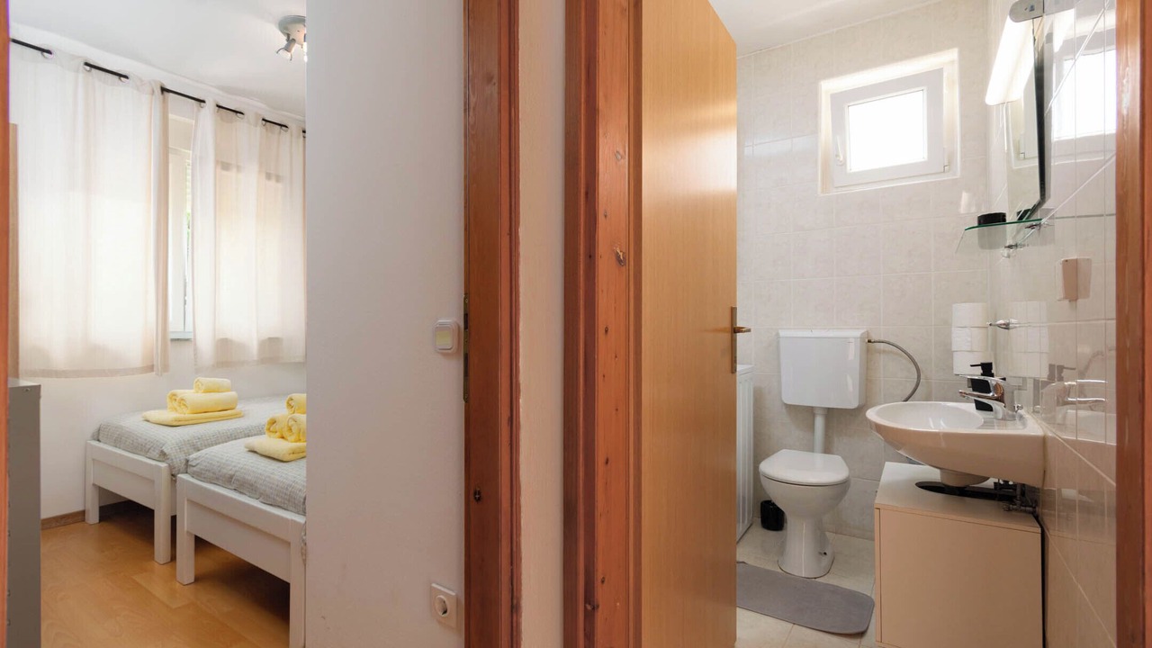 Photo of Bathroom in Gulici