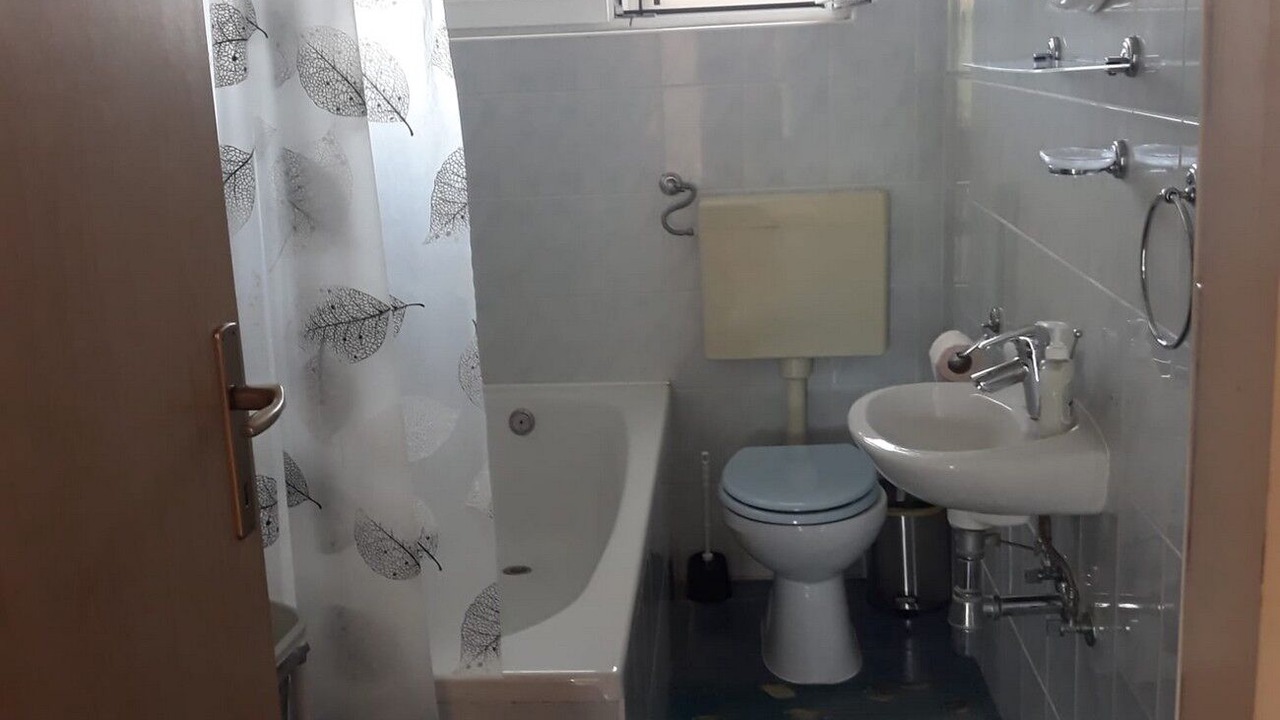 Photo of Bathroom in Srima