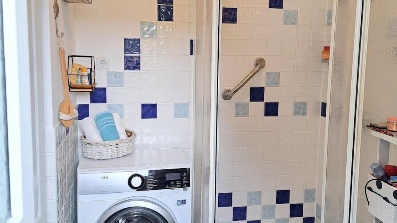 Photo of Bathroom in Sarsoni