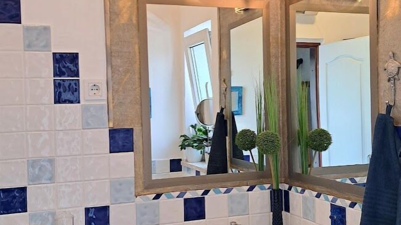 Photo of Bathroom in Sarsoni