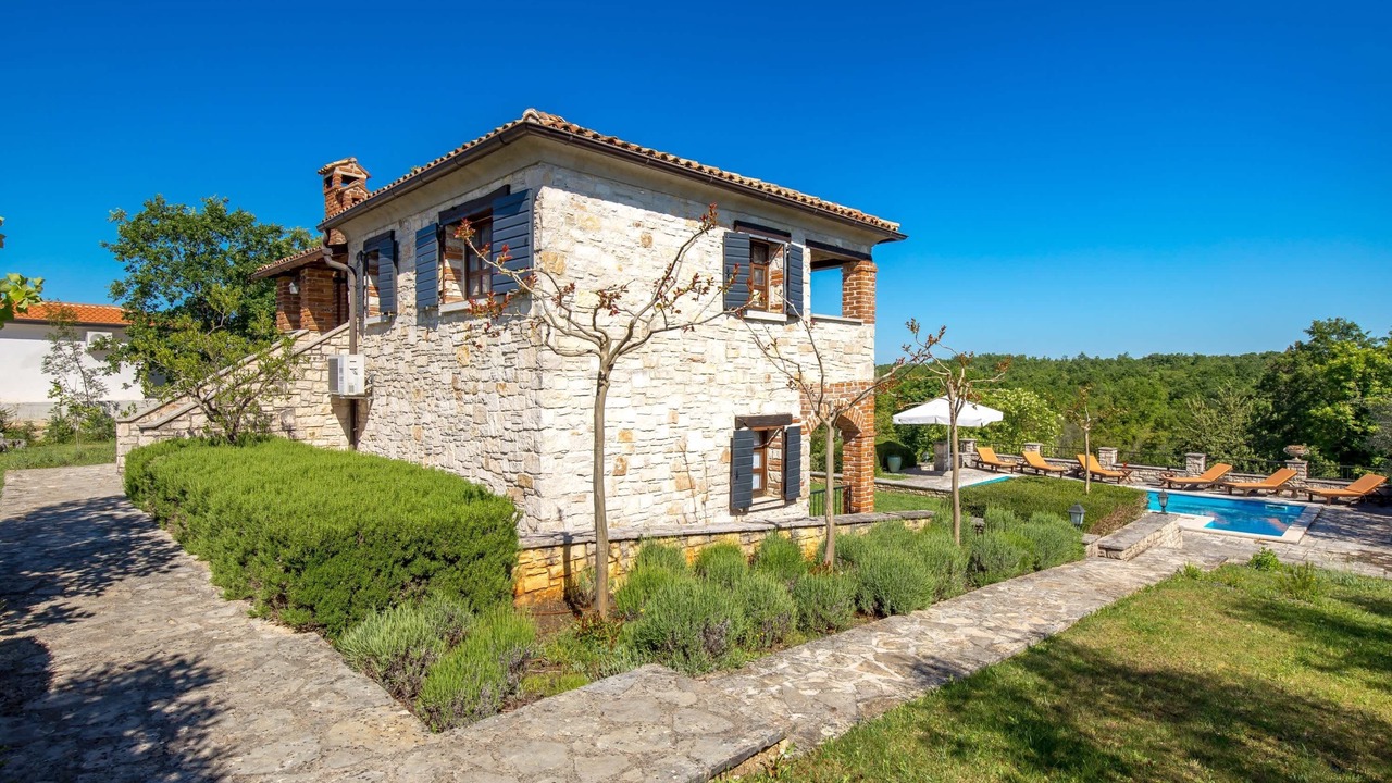 Photo of Outdoor in Fabci