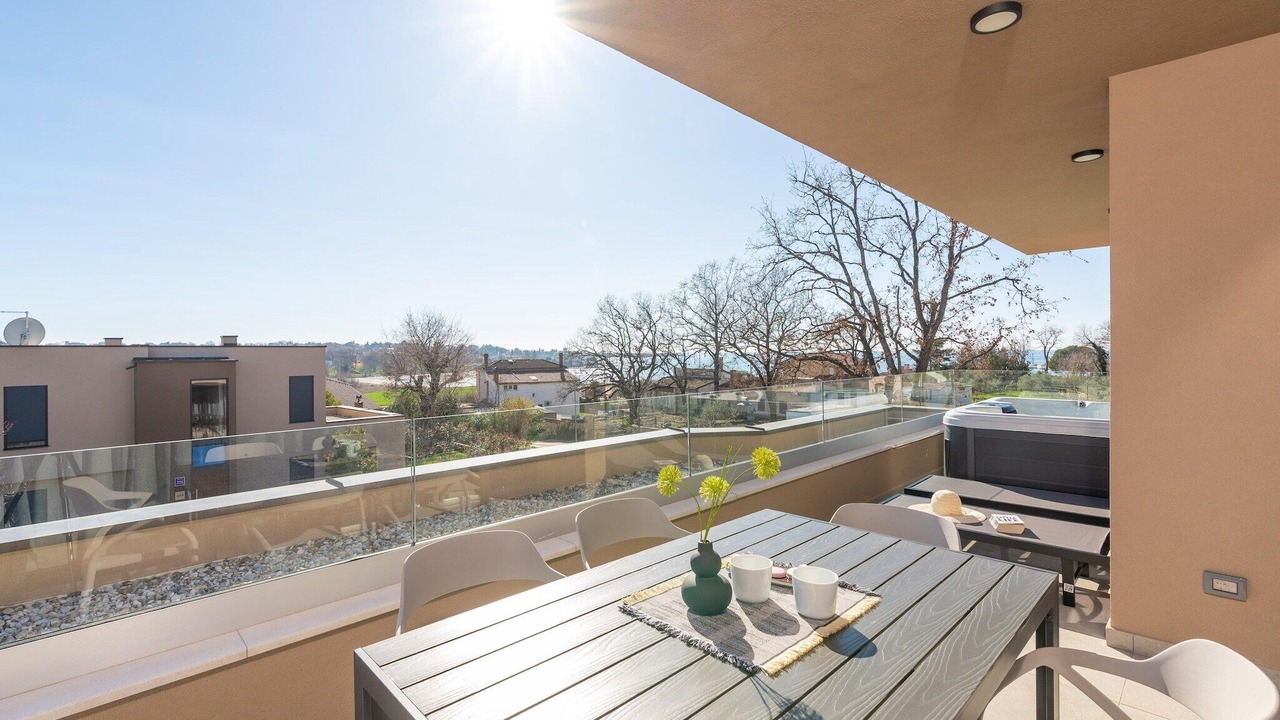 Photo of Patio Balcony in Karigador