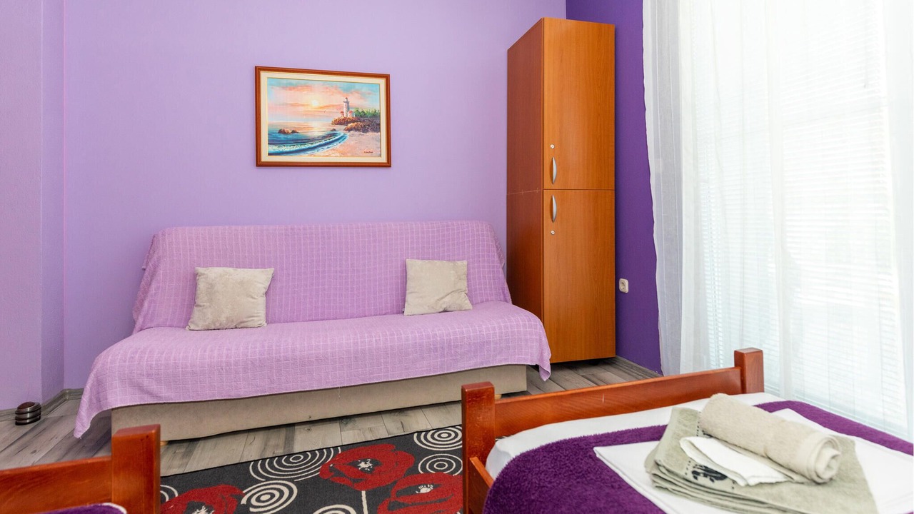 Photo of Others in Ploce