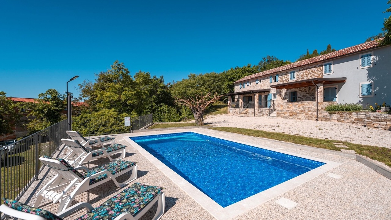 Photo of Outdoor in Cepic