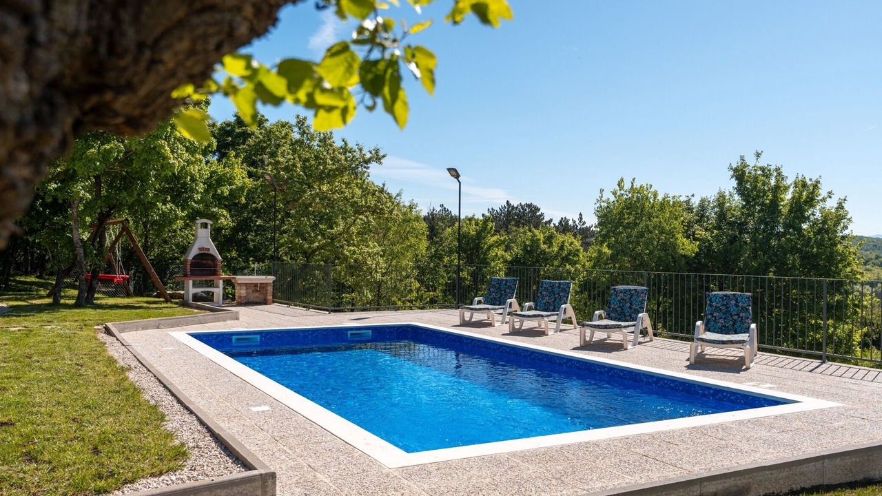 Photo of Outdoor in Cepic