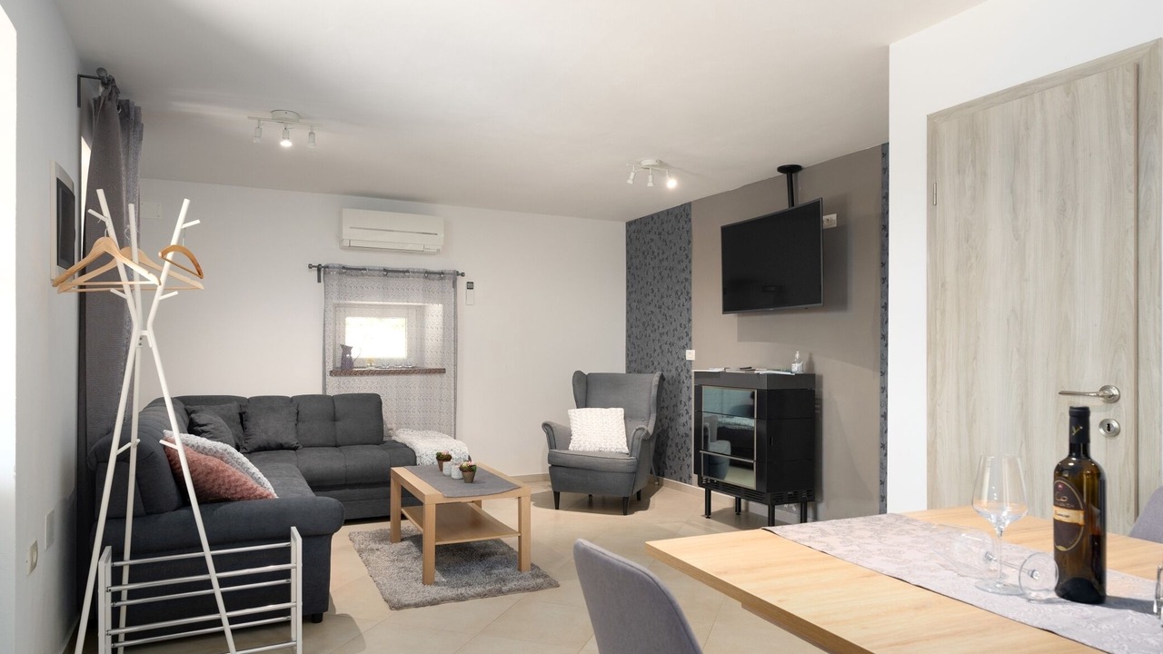 Photo of Livingroom in Cepic