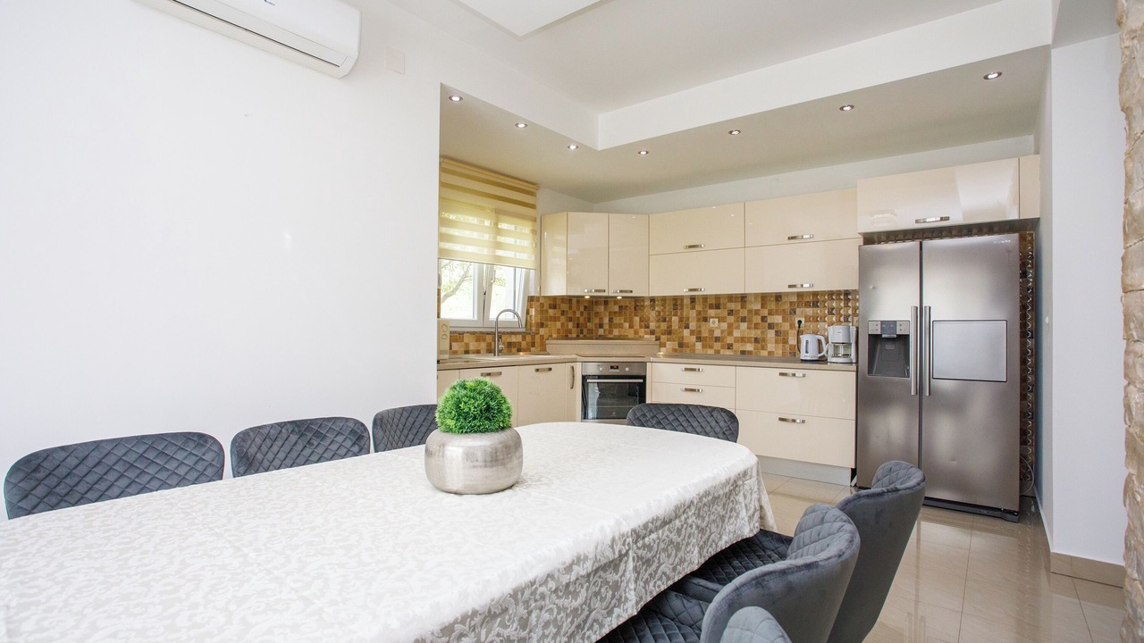 Photo of Kitchen in Srinjine