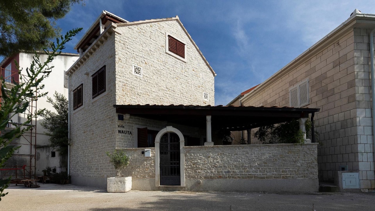 Photo of Outdoor in Loviste