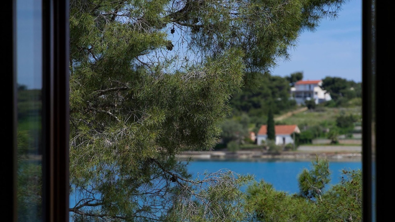 Photo of Others in Loviste