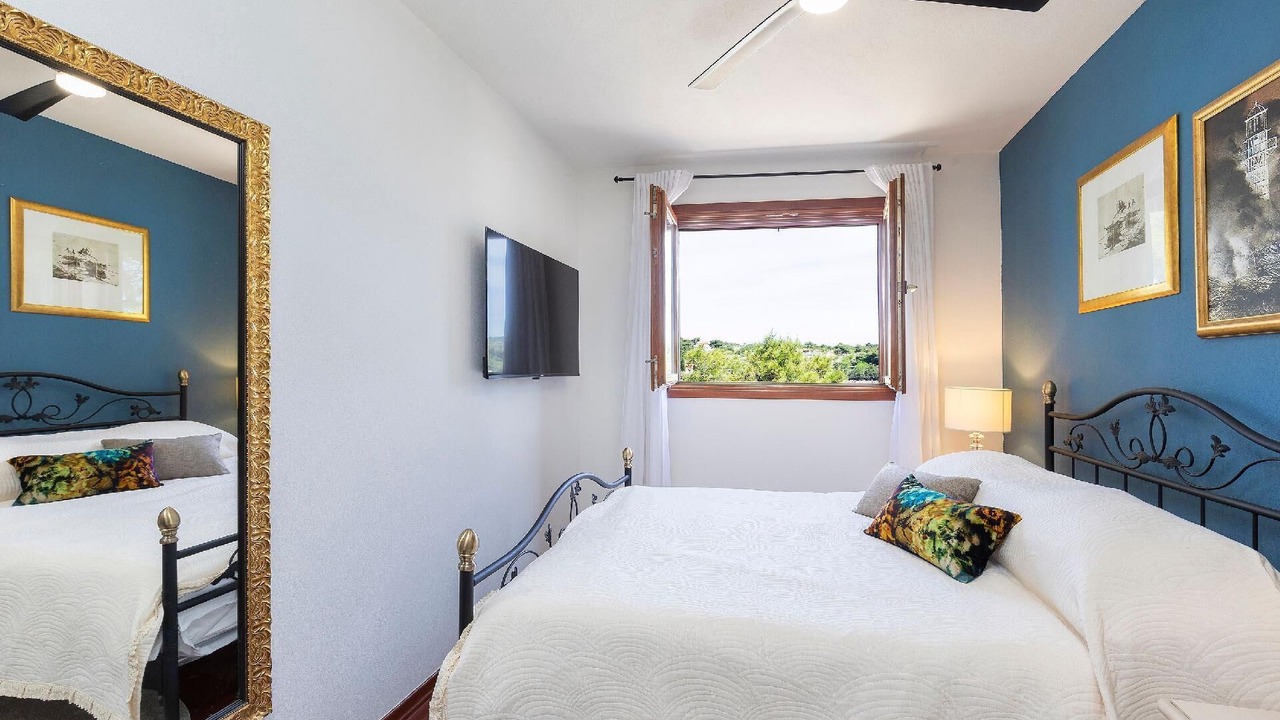 Photo of Bedroom in Loviste