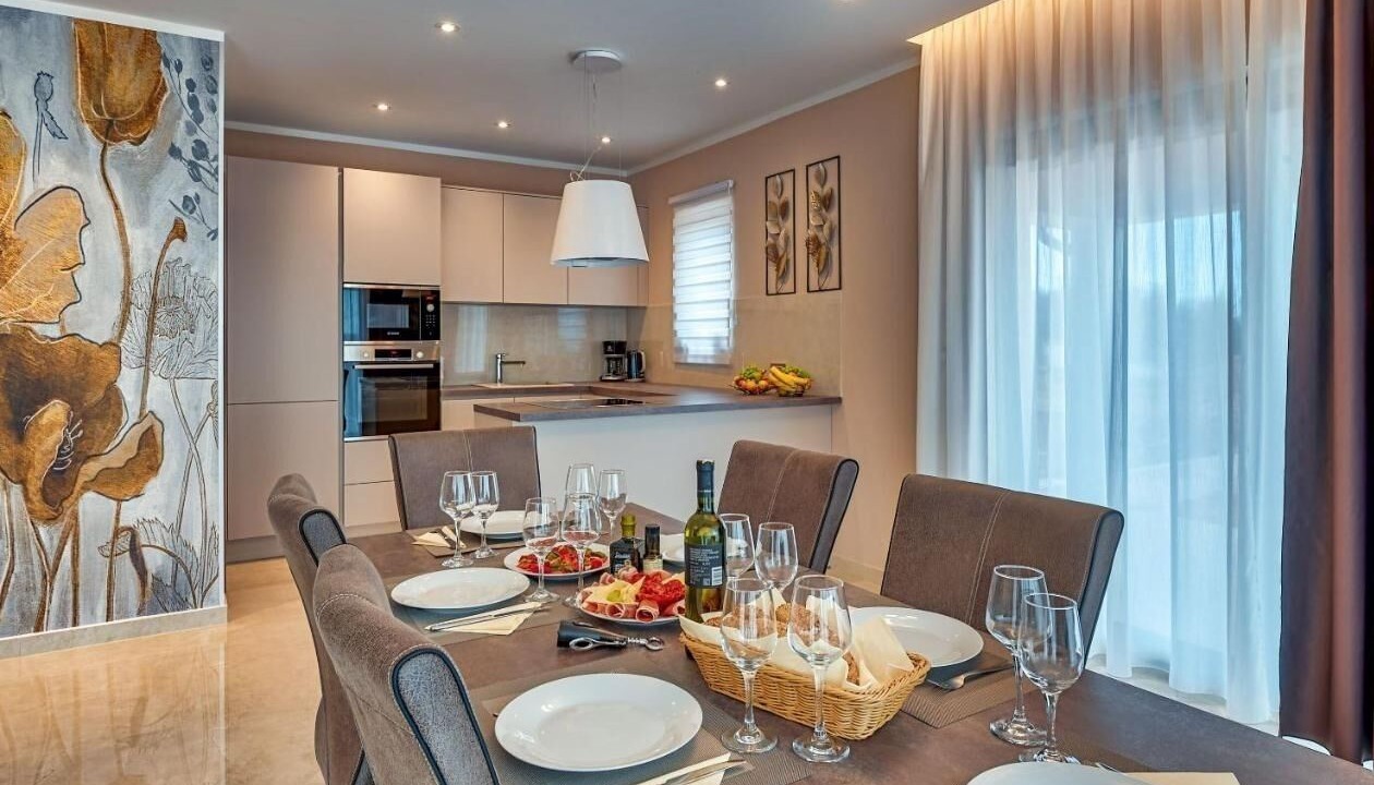 Photo of Livingroom in Brgod