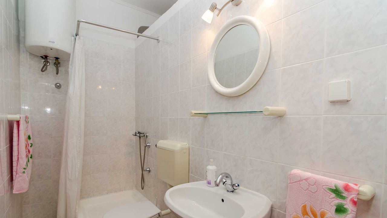 Photo of Bathroom in Trsteno