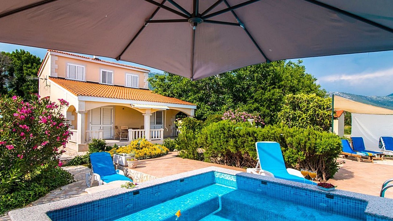 Photo of Outdoor in Rudine