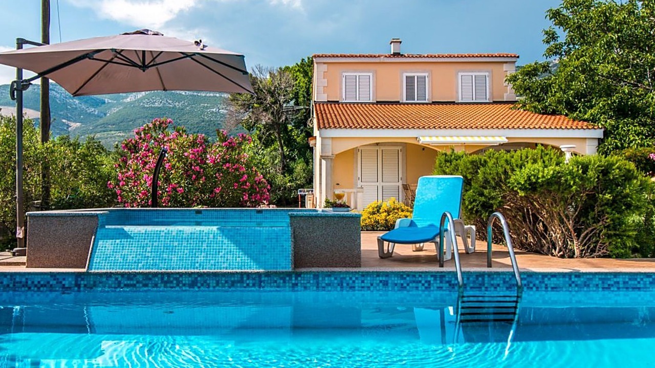 Photo of Outdoor in Rudine