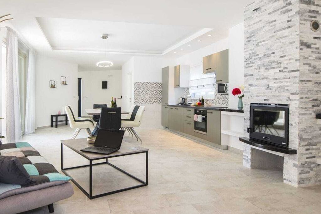 Photo of Livingroom in Strmac