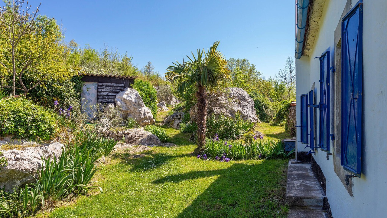 Photo of Others in Vinez