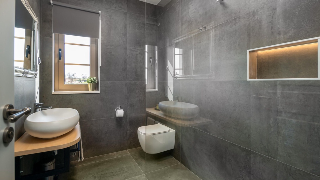 Photo of Bathroom in Gracisce