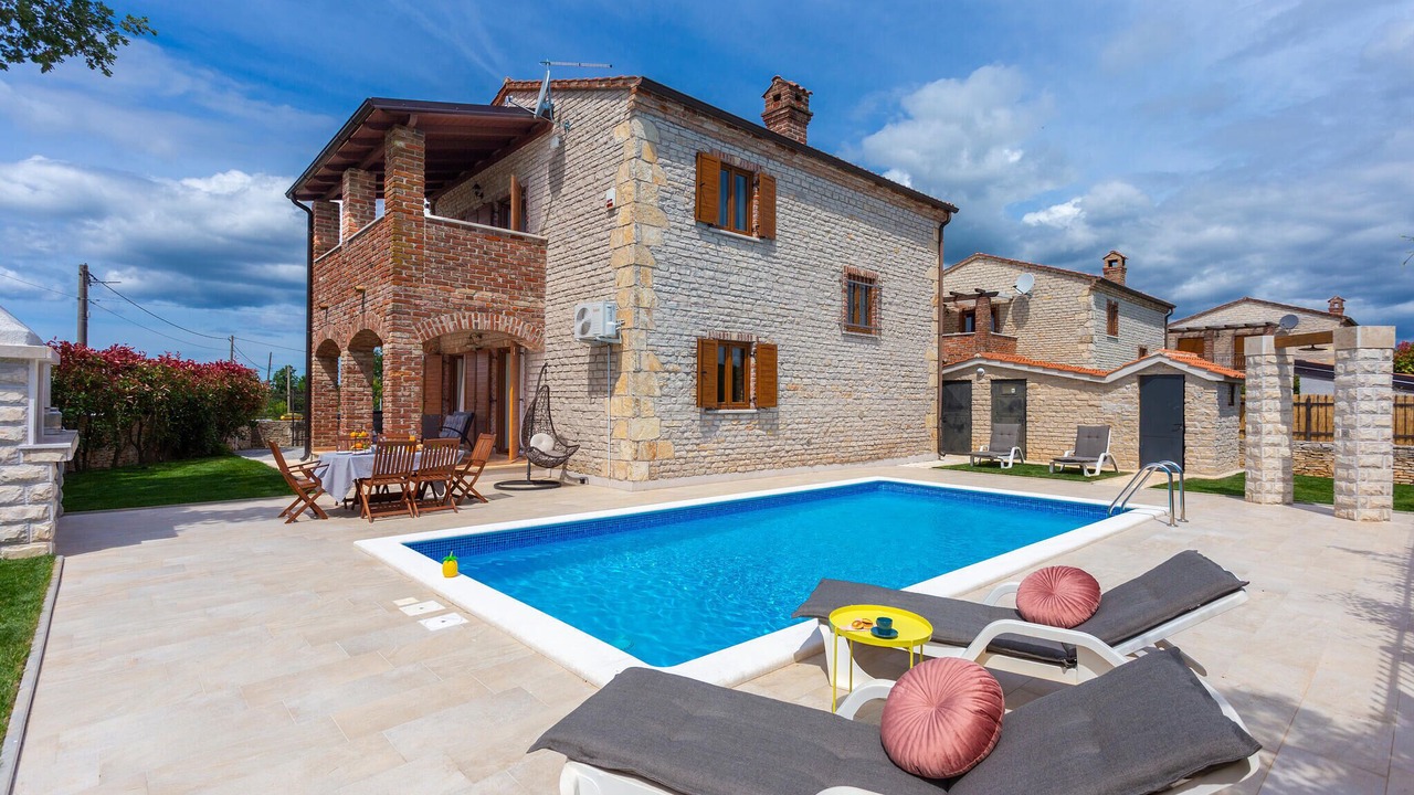 Photo of Outdoor in Cabrunici