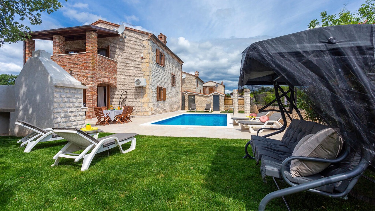 Photo of Outdoor in Cabrunici