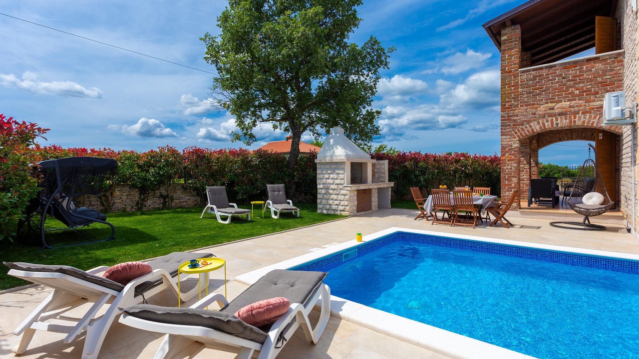 Photo of Outdoor in Cabrunici