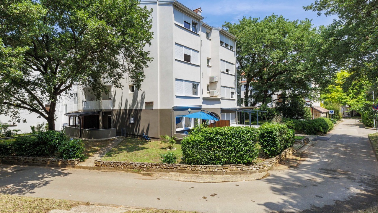 Photo of Outdoor in Cervar Porat